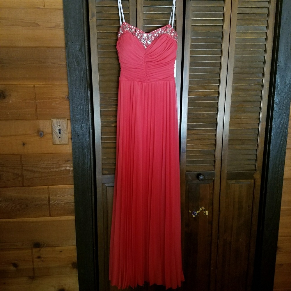 NET Pink, Strapless Prom Dress